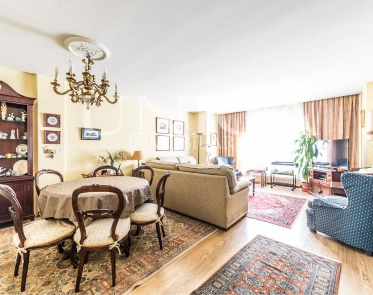 3 bedrooms Apartment in Madrid, Spain No. 96948