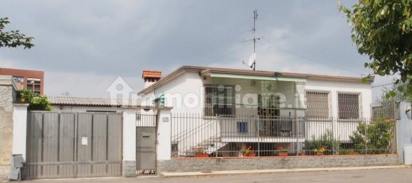 Villa T2 em Milan, Italy N.º 241201 24