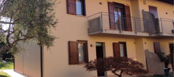 5 rooms House in Brembate di Sopra, Italy No. 5943 3