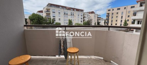 3 bedrooms Apartment in Valence, France No. 300773 2