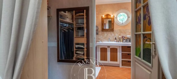 5 Schlafzimmer Villa in Collonges-au-Mont-d'Or, France, Nr. 299122 12