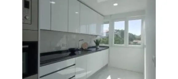 2 bedrooms Apartment in Lisbon, Portugal No. 179104 6