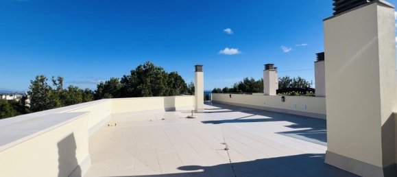 2 bedrooms Penthouse in Sol De Mallorca, Spain No. 16214 9