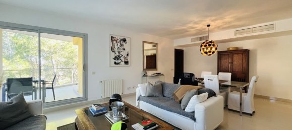 2 bedrooms Penthouse in Sol De Mallorca, Spain No. 16214 3