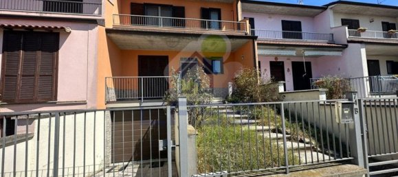 Casa de 4 divisões em Miradolo Terme, Italy N.º 166192 3