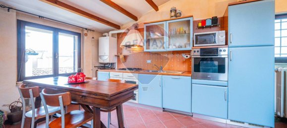 1 bedroom Penthouse in Mantua, Italy No. 332214 11