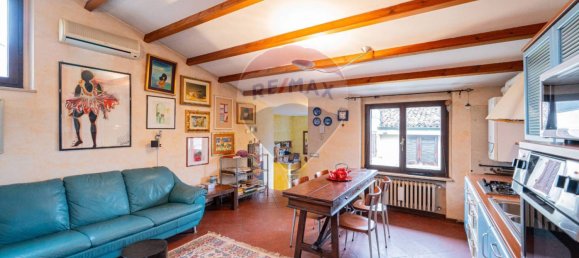 1 bedroom Penthouse in Mantua, Italy No. 332214 10