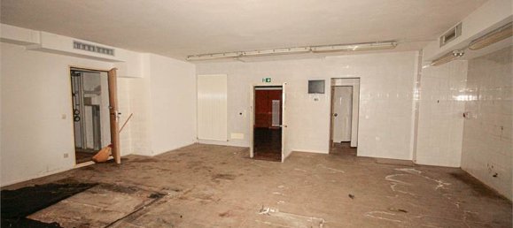 4 rooms Commercial property in Trentino-Alto Adige, Italy No. 269557 19