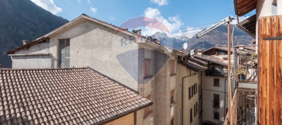 2 bedrooms House in Bagolino, Italy No. 356150 2