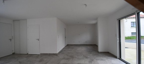 3 Schlafzimmer Haus in Clisson, France, Nr. 103597 2