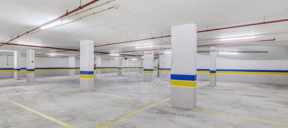 مرآب في Vila Franca de Xira, Portugal 309متر مربع رقم 79872 10