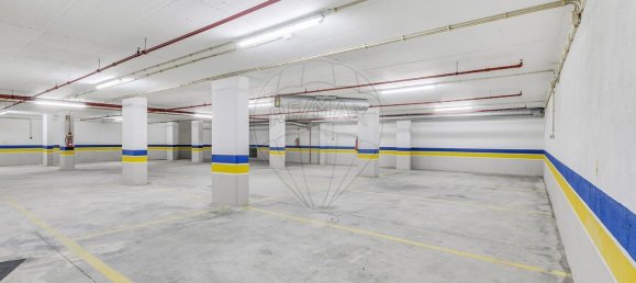 مرآب في Vila Franca de Xira, Portugal 309متر مربع رقم 79872 2