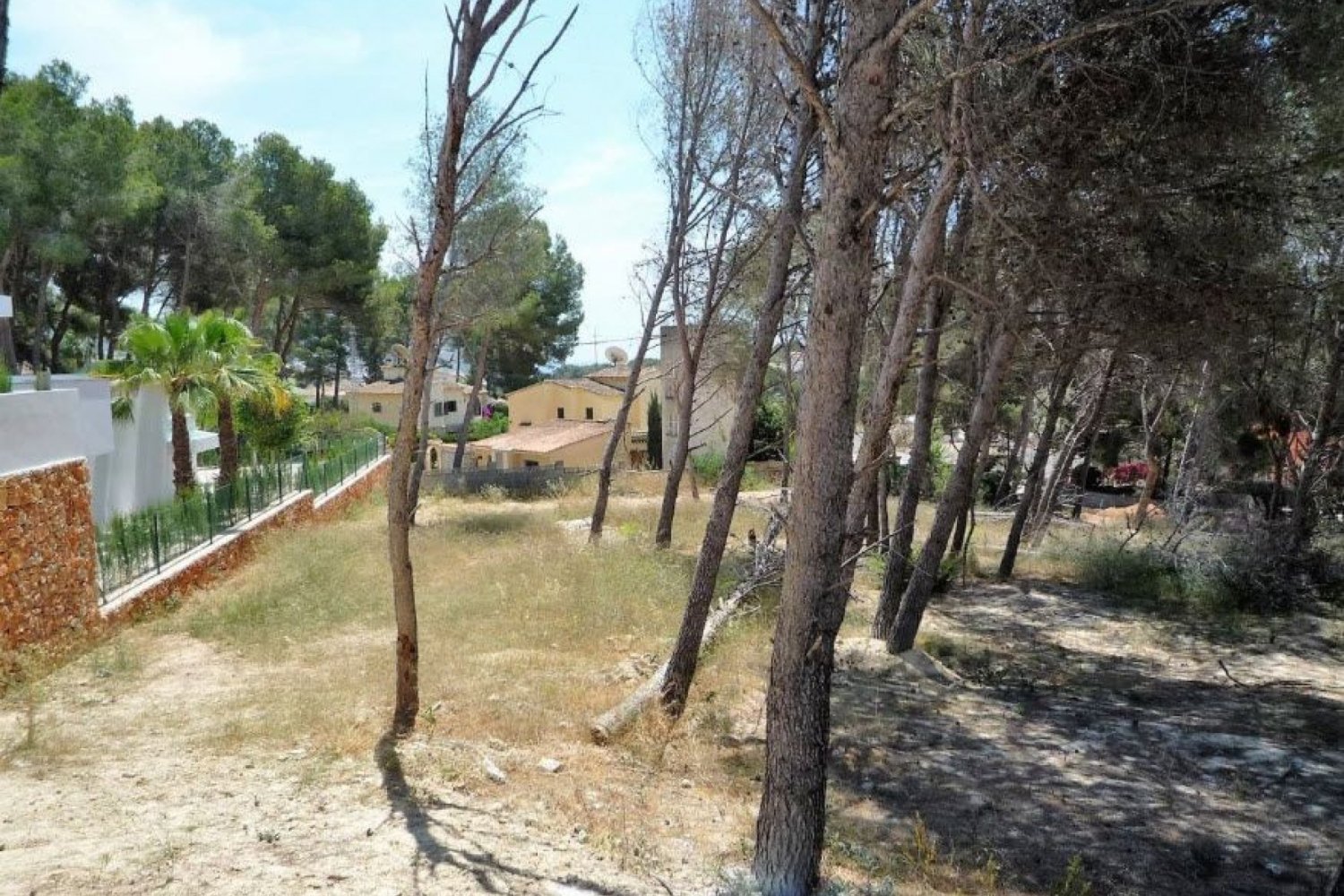  Land in Moraira, Spain No. 143710