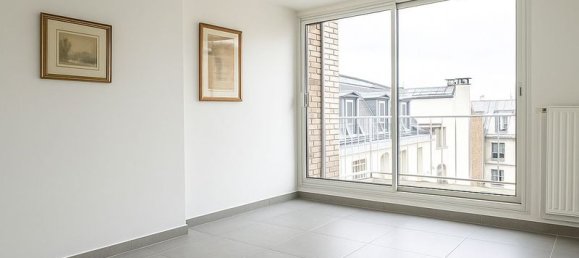 1 bedroom Apartment in Paris, France No. 344542 4