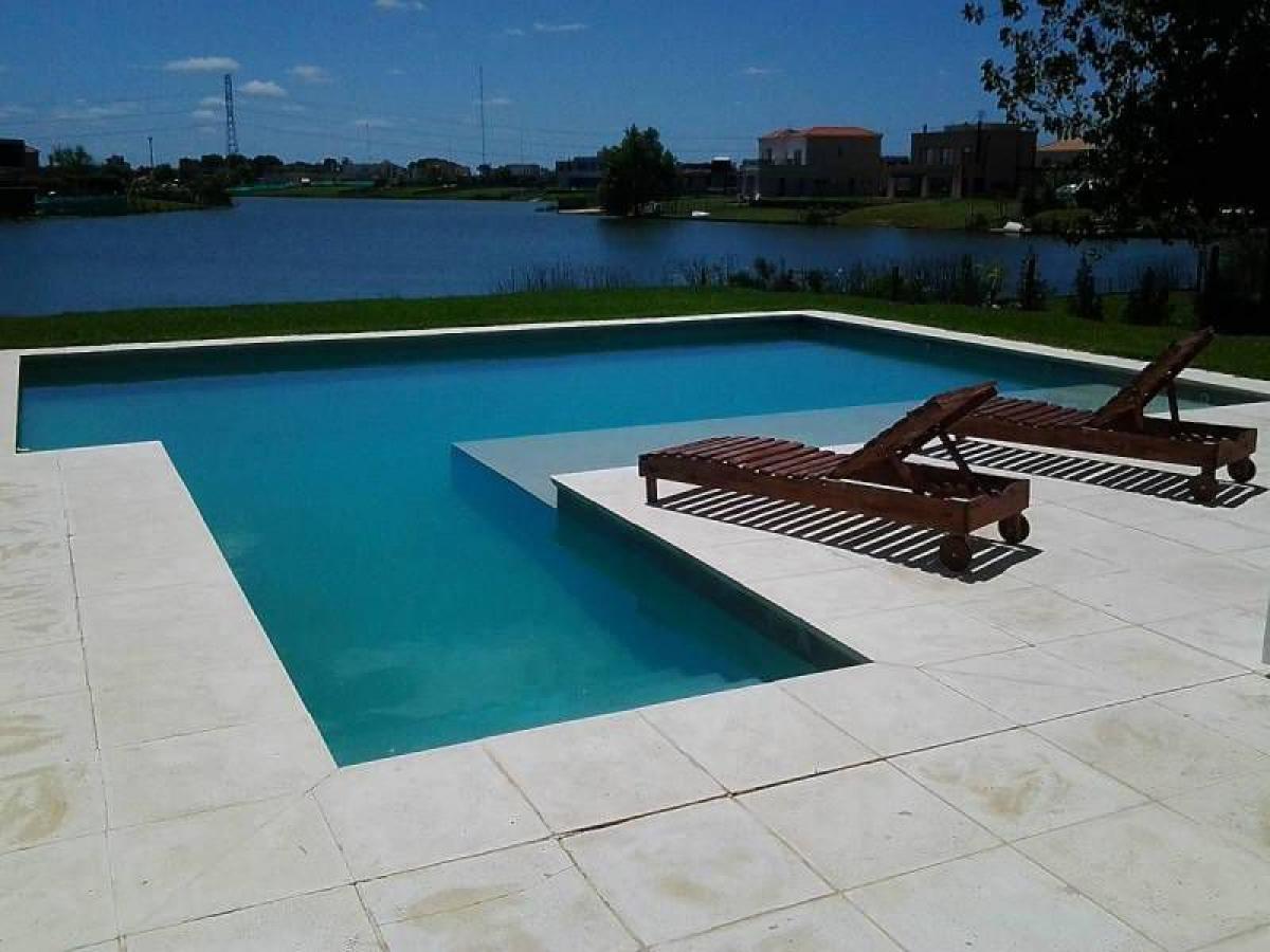 4 غرف نوم منزل في Tigre, Argentina رقم 71044