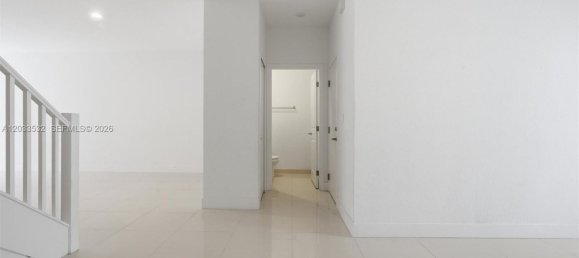 3 dormitorios dúplex en venta en Miami, Miami-Dade, Florida, USA № 614963 14
