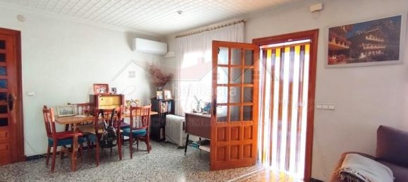 4 Schlafzimmer Haus in Petrer, Spain, Nr. 90649 8