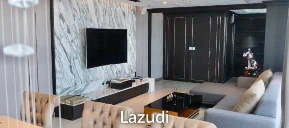 3 bedrooms Condo in Bangkok, Thailand No. 24130 2