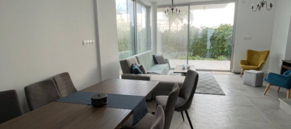 3 bedrooms House in Paphos, Cyprus No. 9687 2