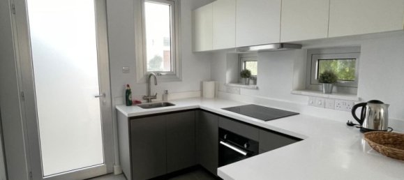 3 bedrooms House in Paphos, Cyprus No. 9687 8