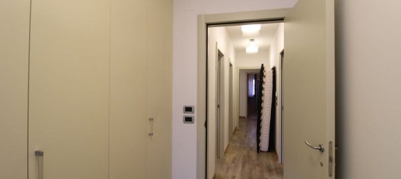 Apartamento de 6 habitaciónes en Pescara, Italy No. 210870 35