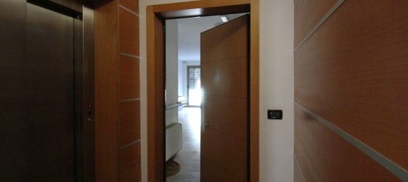 Apartamento de 6 habitaciónes en Pescara, Italy No. 210870 5