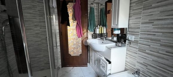 4 rooms Apartment in Gorlago, Italy No. 121817 23