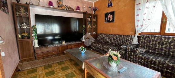 4 rooms Apartment in Gorlago, Italy No. 121817 10