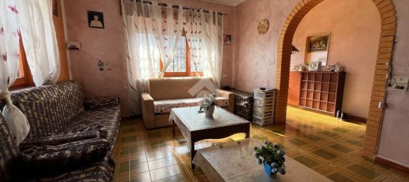 4 rooms Apartment in Gorlago, Italy No. 121817 8