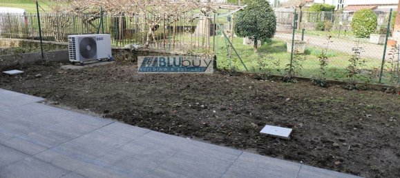 4 rooms House in Olgiate Comasco, Italy No. 5260 20