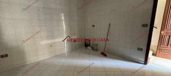 4 bedrooms House in Carini, Italy No. 108822 4