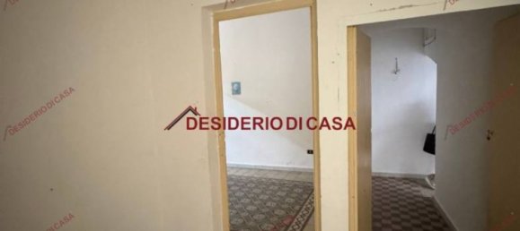 4 bedrooms House in Carini, Italy No. 108822 16