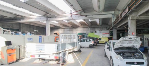 Armazém de 2 divisões em Orzivecchi, Italy N.º 141637 2