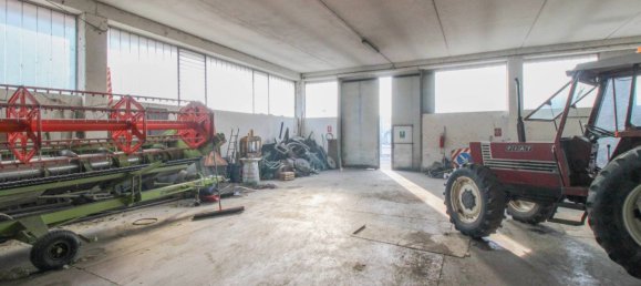 Armazém de 2 divisões em Orzivecchi, Italy N.º 141637 19