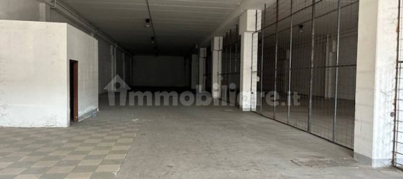 1090m² Warehouse in Guidonia Montecelio, Italy No. 343353 13