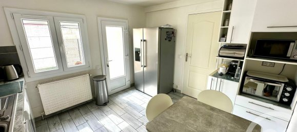 3 Schlafzimmer Haus in Sevran, France, Nr. 324577 11