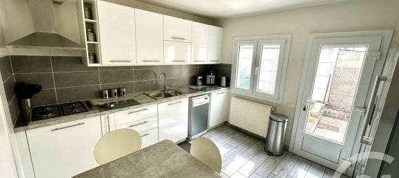 3 Schlafzimmer Haus in Sevran, France, Nr. 324577 10