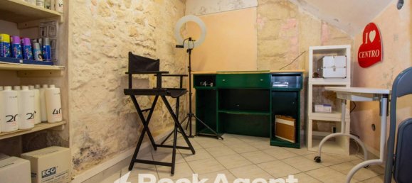 1-salle Propriété commerciale à Sassari, Italy No. 330767 4