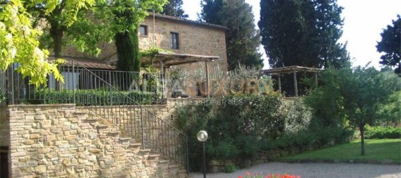 Вилла с 12 спальнями в Монтайоне, Италия № 436 9