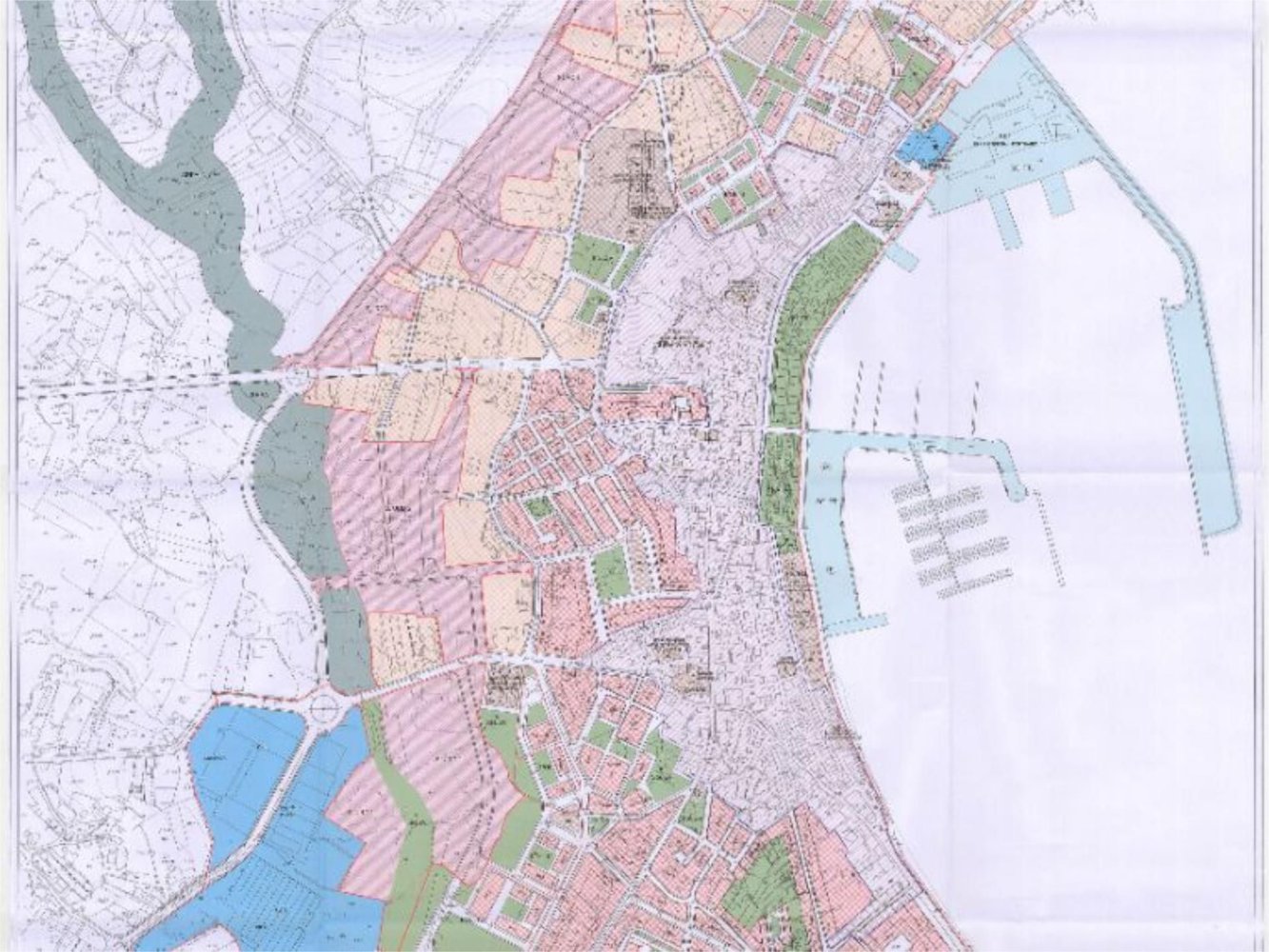 Terreno en La Coruña, Spain 13000 m² No. 156208