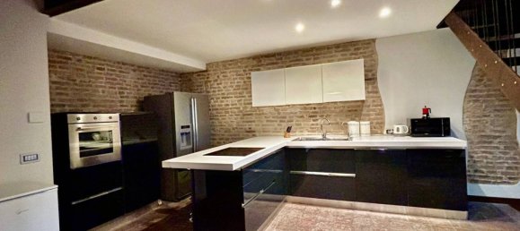 Apartamento de 3 habitaciónes en Mantua, Italy No. 245618 6