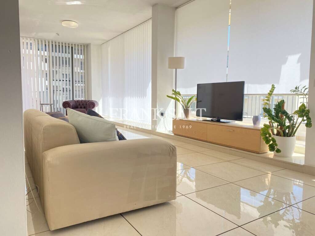 2 bedrooms Penthouse in Gzira, Malta No. 6627