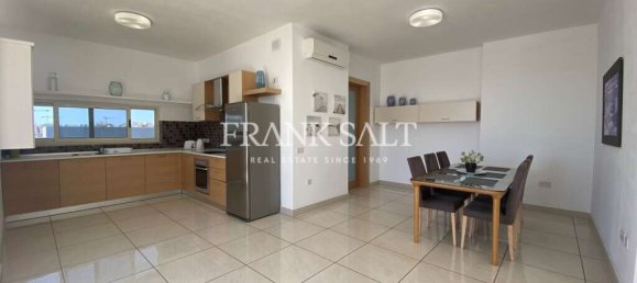 2 bedrooms Penthouse in Gzira, Malta No. 6627 4