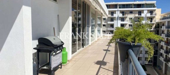 2 bedrooms Penthouse in Gzira, Malta No. 6627 6
