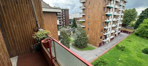 3 bedrooms Apartment in Milan, Italy No. 366540 21