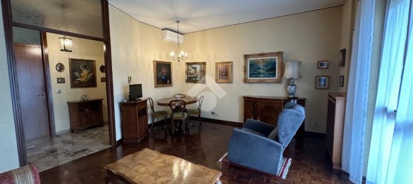 3 bedrooms Apartment in Milan, Italy No. 366540 10
