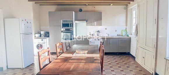 2 bedrooms House in Villerbon, France No. 157850 3