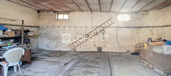 2 bedrooms House in Villerbon, France No. 157850 8