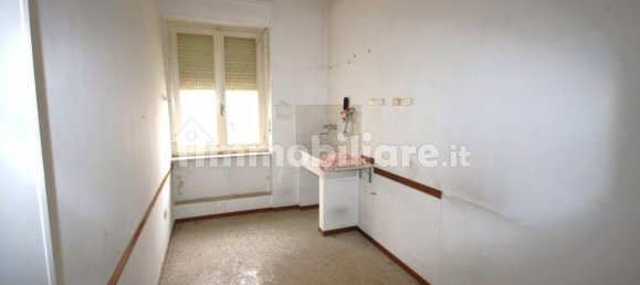 4 rooms Commercial property in Macerata, Italy No. 178973 7