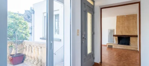 Дом с 3 спальнями в Юзес, Франция № 345174 3